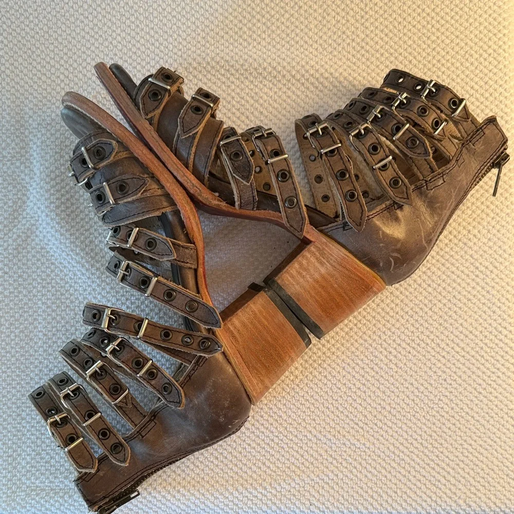Freebird Casandra Strappy Sandals 7 - Picture 4 of 9